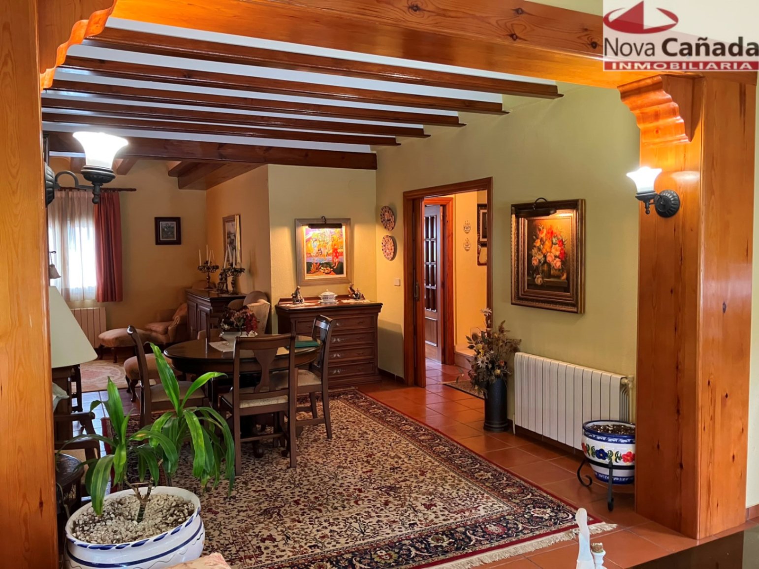 ¡Espectacular Chalet Independiente en La Cañada! 