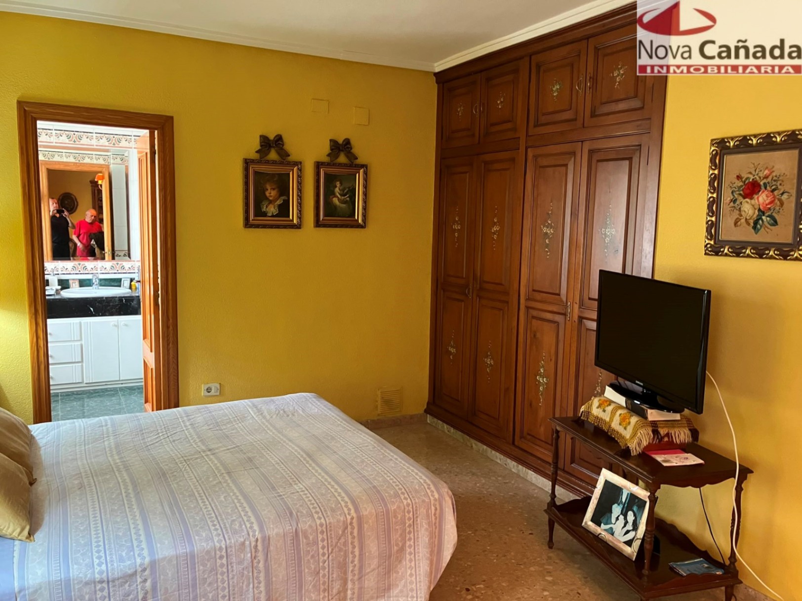 ¡Espectacular Chalet Independiente en La Cañada! 
