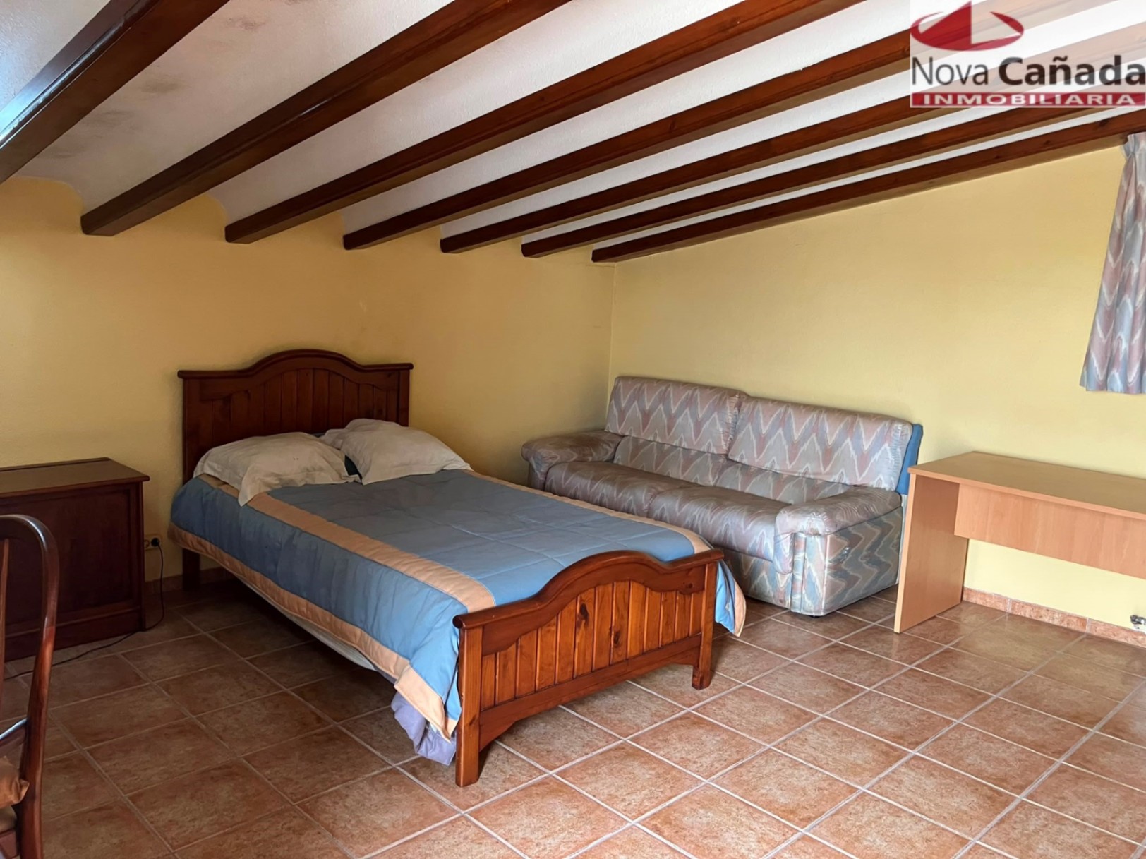 ¡Espectacular Chalet Independiente en La Cañada! 