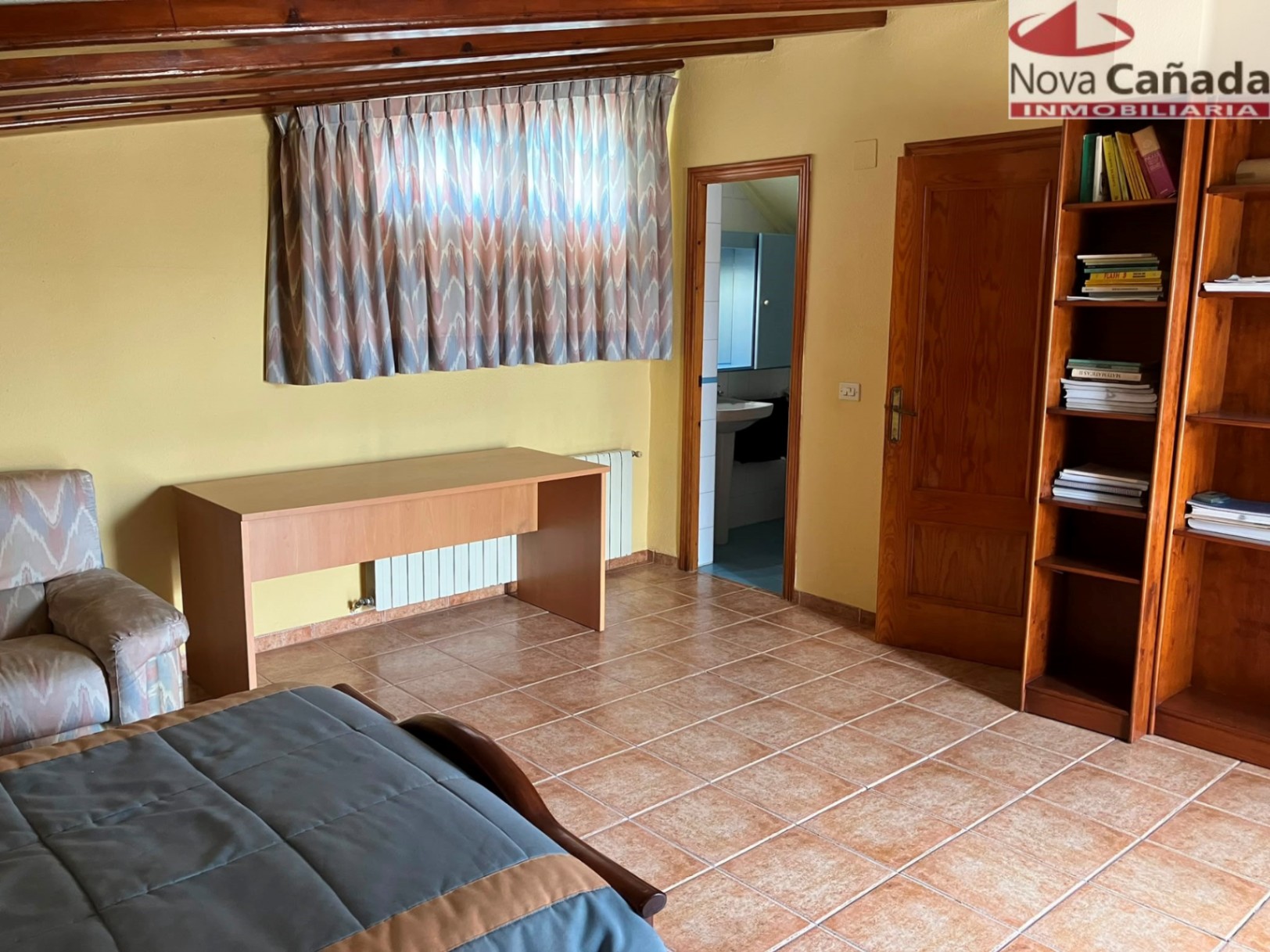 ¡Espectacular Chalet Independiente en La Cañada! 