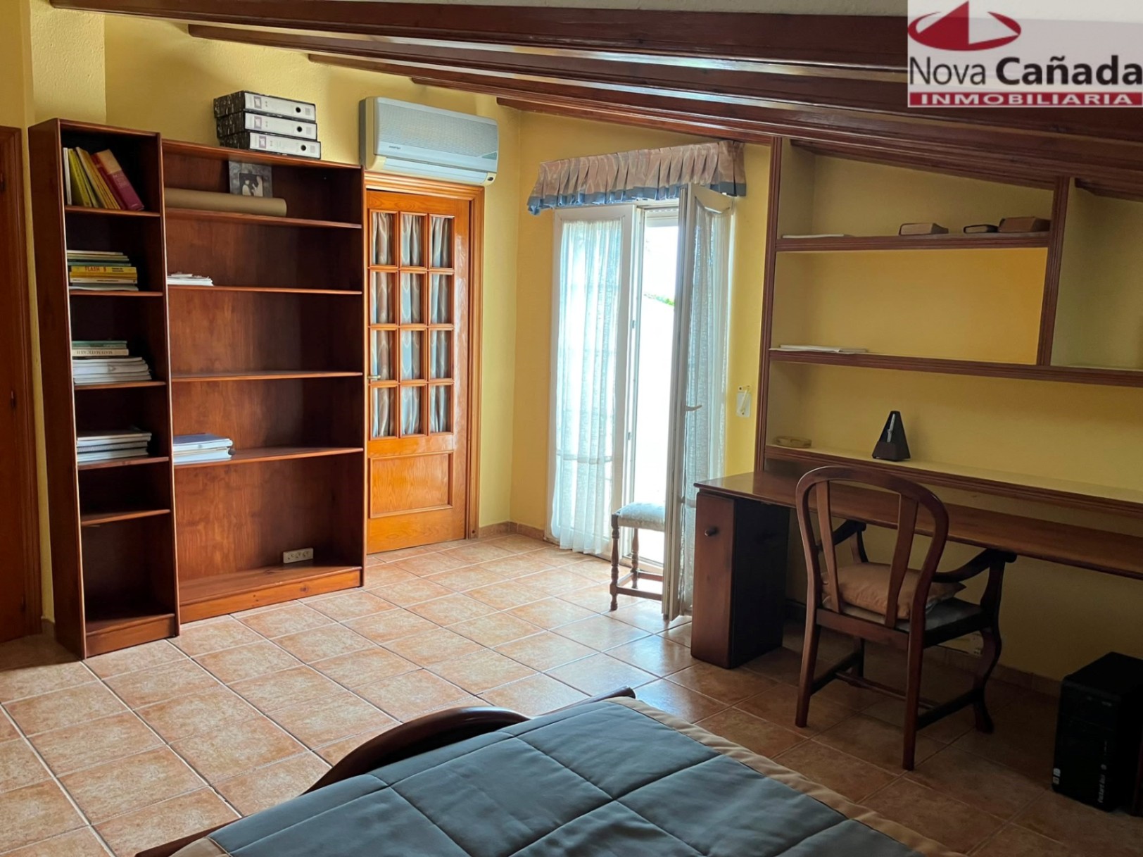 ¡Espectacular Chalet Independiente en La Cañada! 