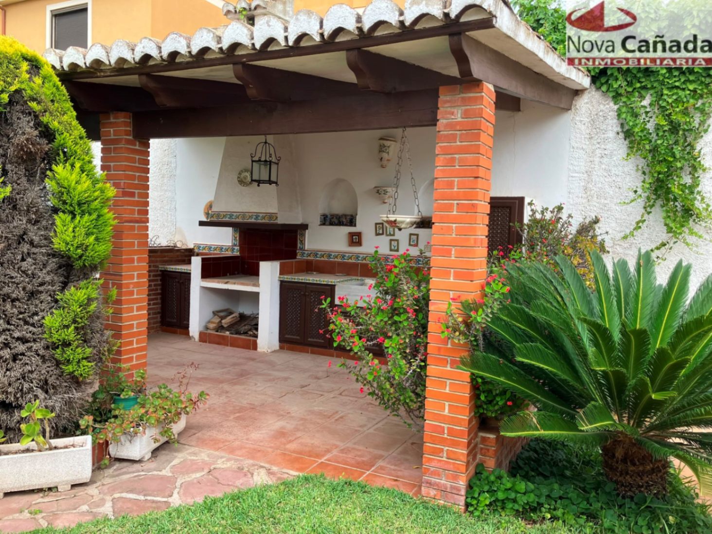 ¡Espectacular Chalet Independiente en La Cañada! 