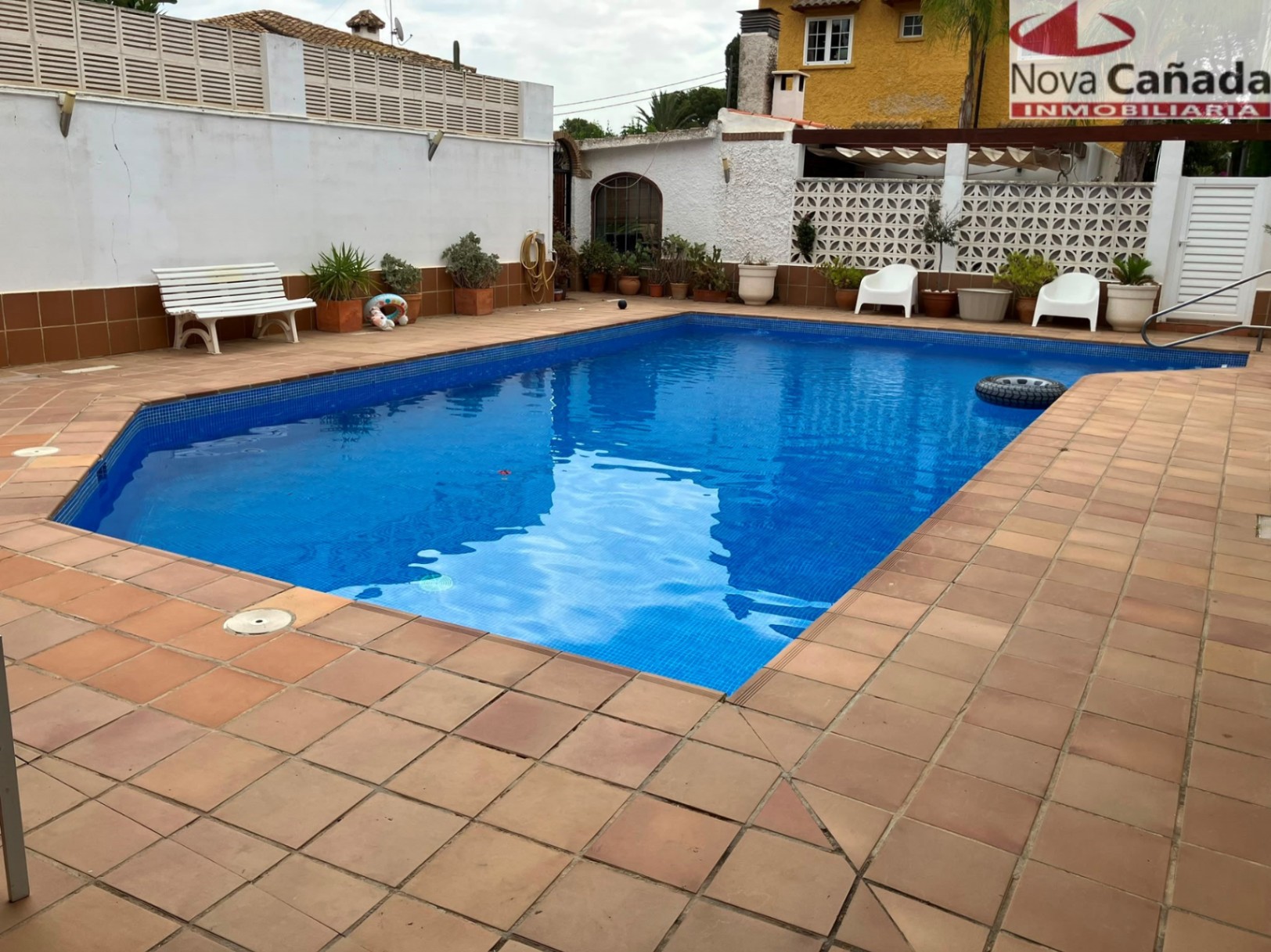 ¡Espectacular Chalet Independiente en La Cañada! 