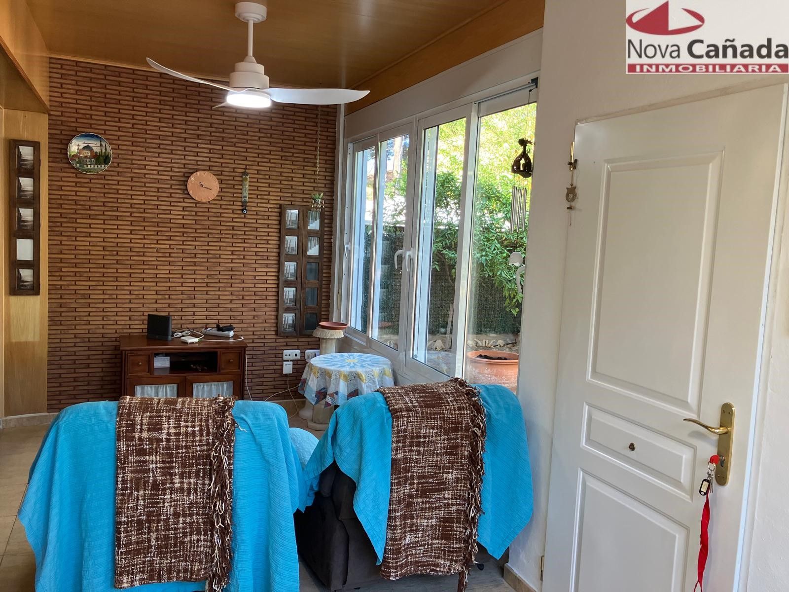 Chalet en La Cañada con piscina en exclusiva