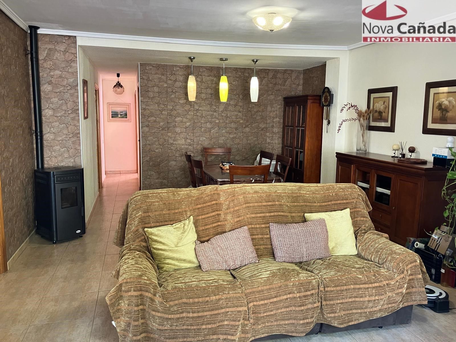 Chalet en La Cañada con piscina en exclusiva