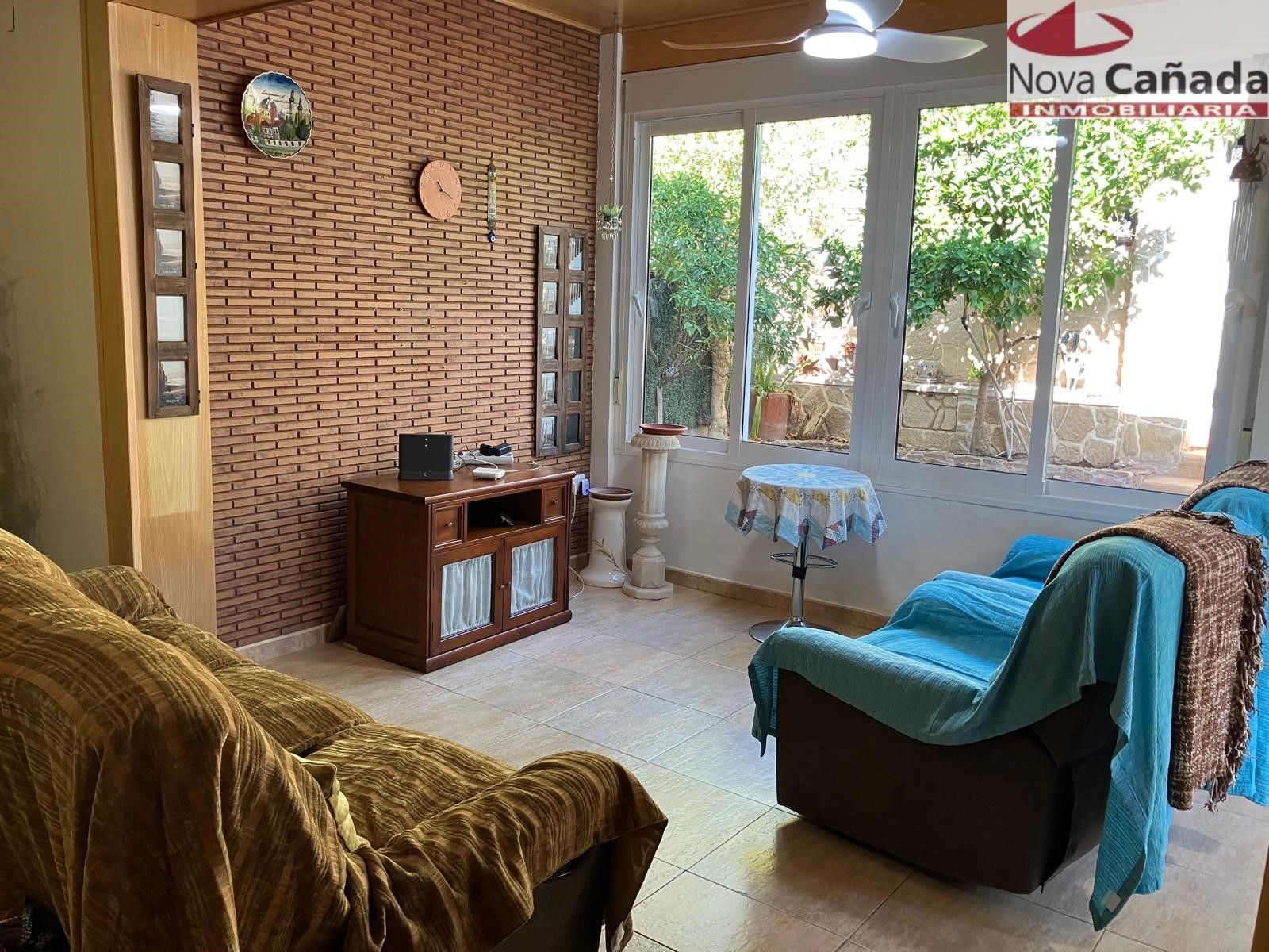 Chalet en La Cañada con piscina en exclusiva
