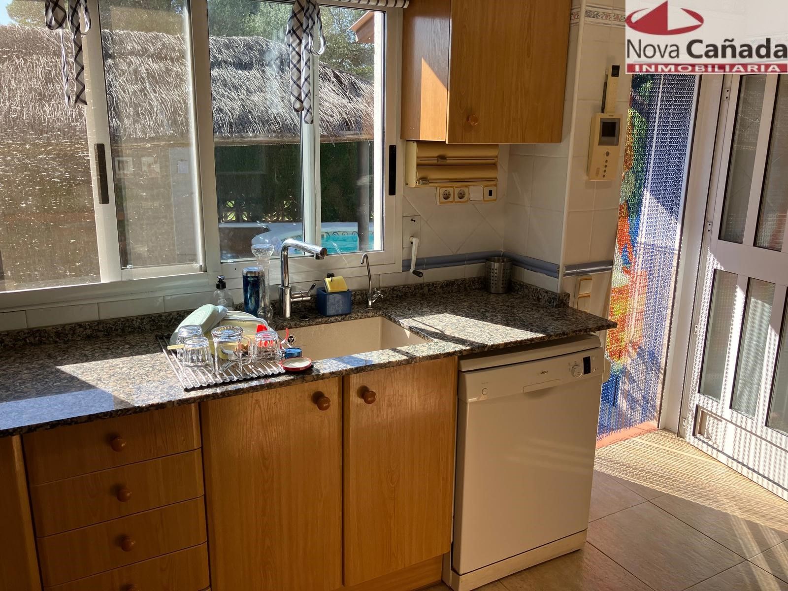 Chalet en La Cañada con piscina en exclusiva