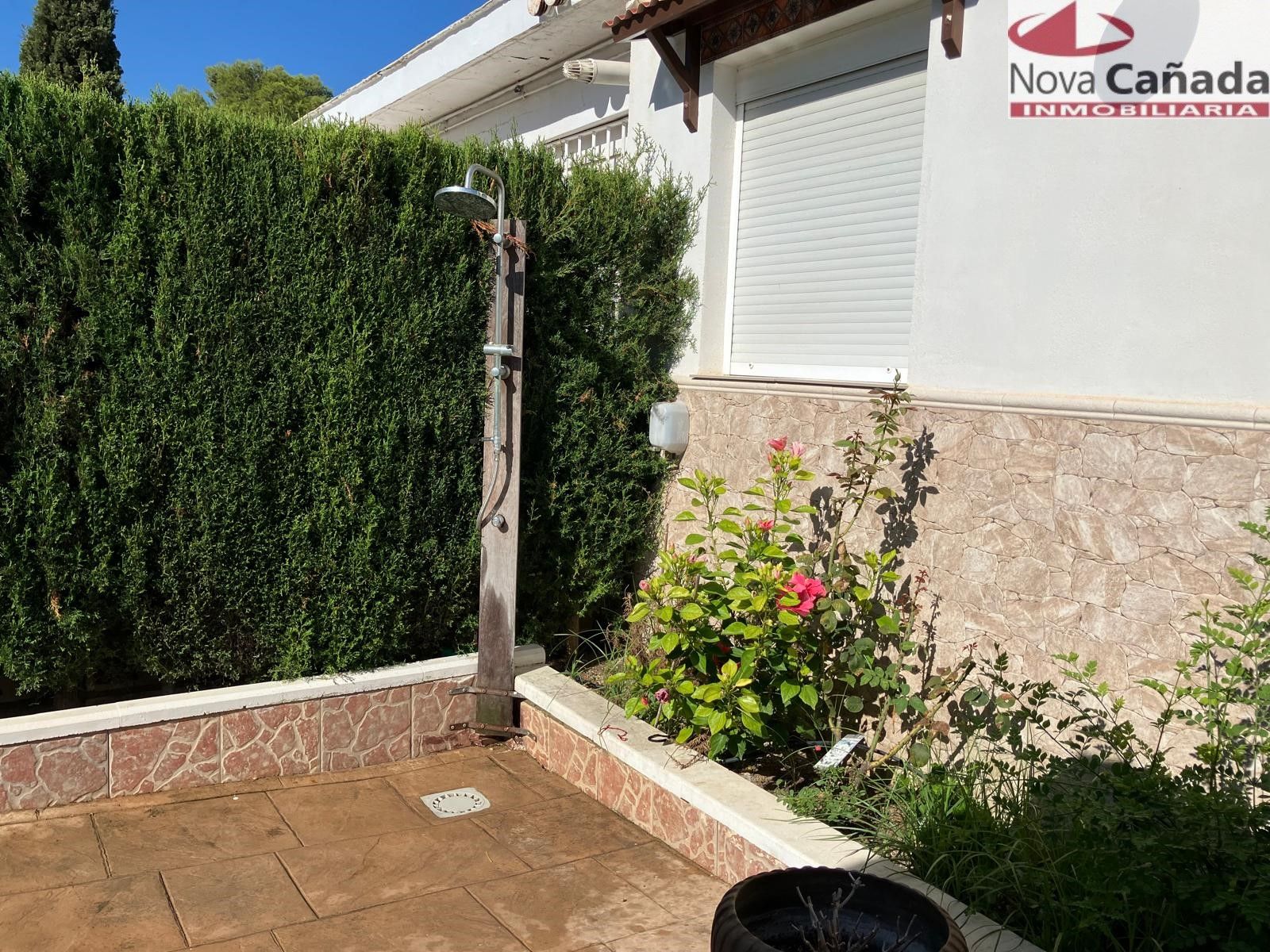 Chalet en La Cañada con piscina en exclusiva