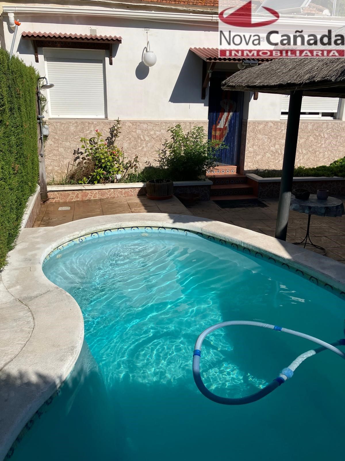 Chalet en La Cañada con piscina en exclusiva